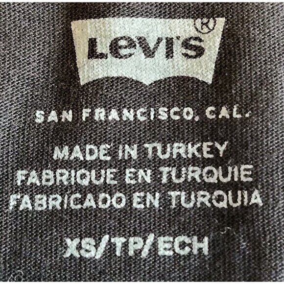 🪻BOGO🪻 CLEARANCE SALE! Bu Levi's Women's Perfect 100% Cotton Tee Shirt Size XS - Picture 6 of 8